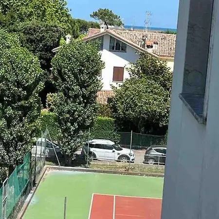 Grande E Luminoso Apartamento