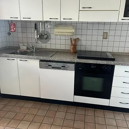 Grande E Luminoso Apartamento