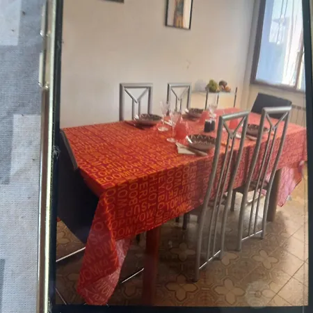 Grande E Luminoso Apartamento