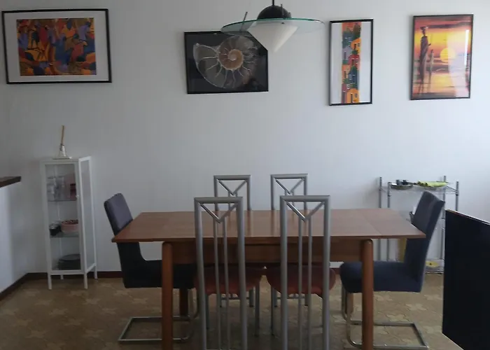 Apartamento Grande E Luminoso